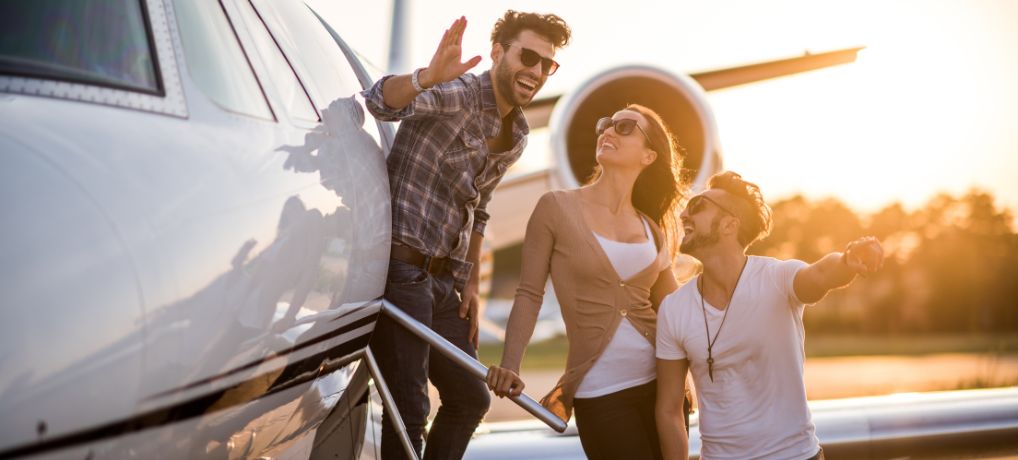Private Jet Tours: Top Must-Try Experiences for Luxury Travel Enthusiasts [In 2023!]